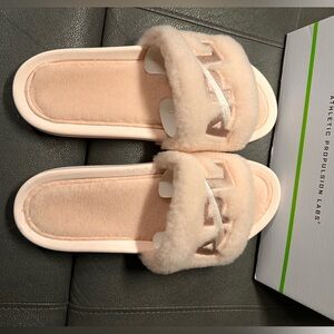 Athletic Propulsion Labs (APL) Women's Shearling Slides in pink